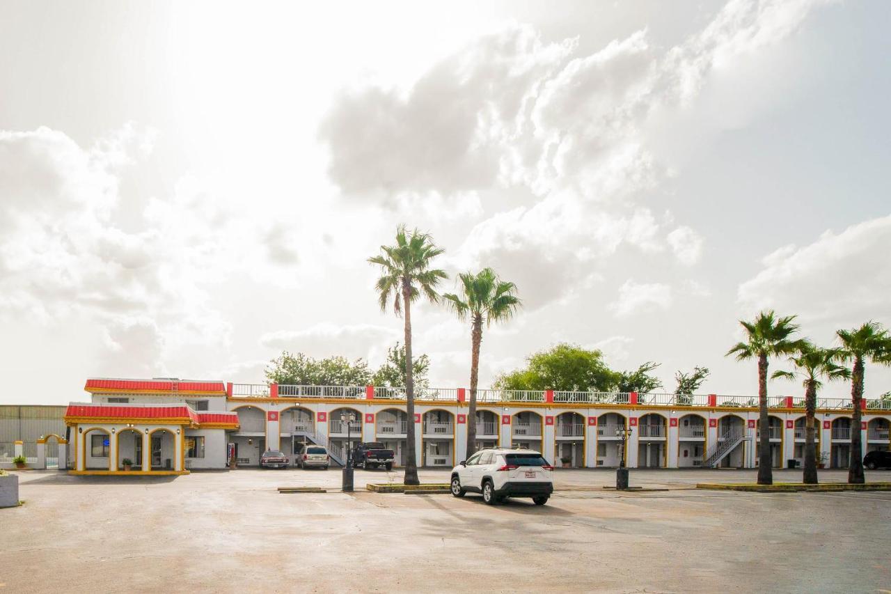 Hotel O Houston East Channelview I-10 Eksteriør bilde